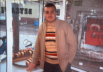 Beyşam'ın 2000'li yıllardaki ilk dükkânından bir kare