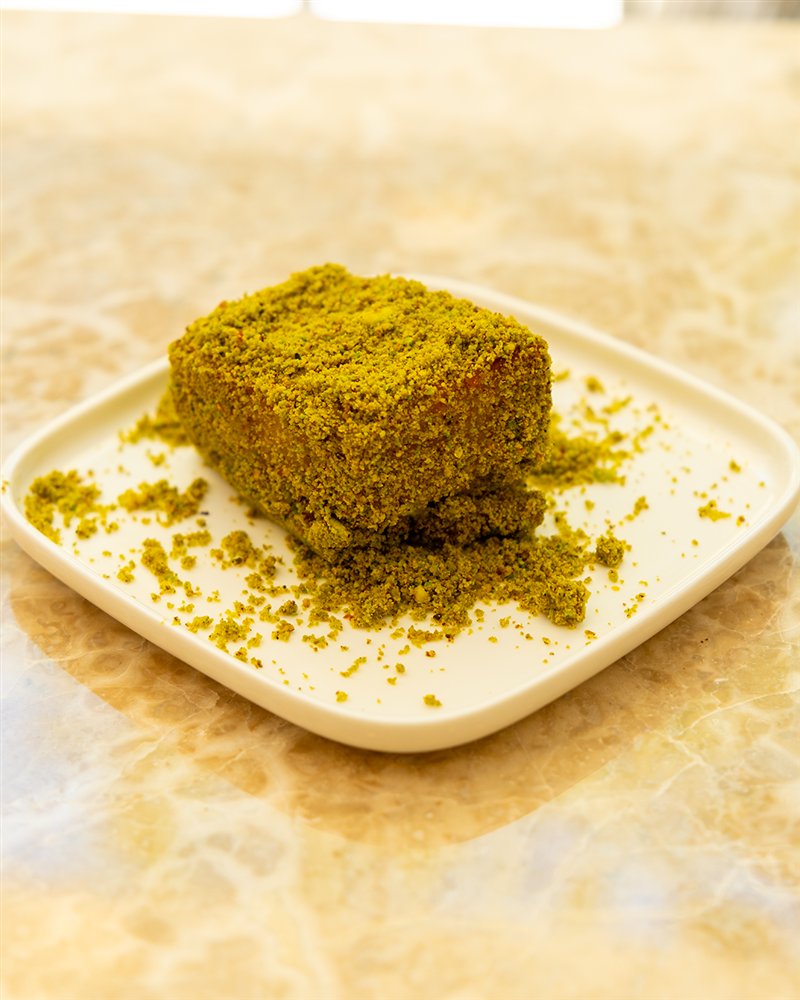 Fıstık kaplı Beyşam şambalisi